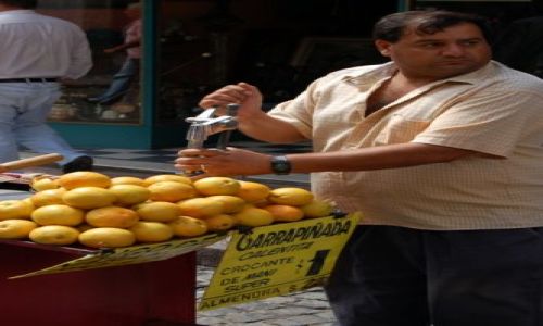 Zdjęcie ARGENTYNA / Dzielnica San Telmo / Buenos Aires / Wyciskacz soków