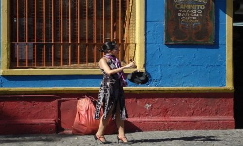 Zdjecie ARGENTYNA / Buenos Aires / Dzielnica La Boca / Kto ma ochot na tango ?