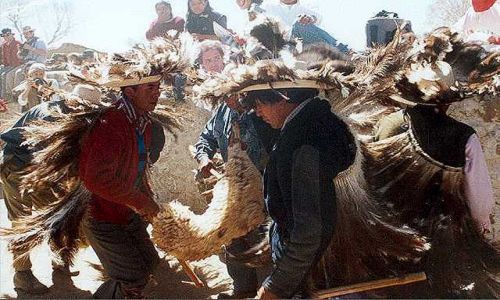 Zdjęcie ARGENTYNA / Puna czyli Altiplano / Casabindo - przed  msza / Magiczna Puna