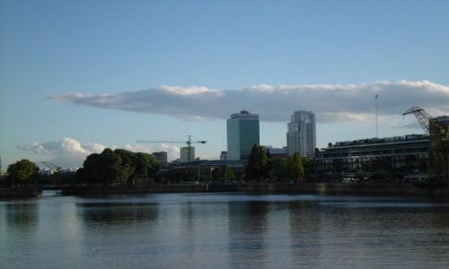 Zdjecie ARGENTYNA / Buenos Aires / Buenos Aires / Boska Chmura nad Boskim Buenos