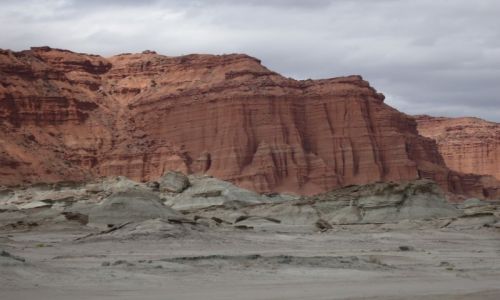 Zdjcie ARGENTYNA / San Juan / Park Narodowy Ischigualasto / Formy sklane