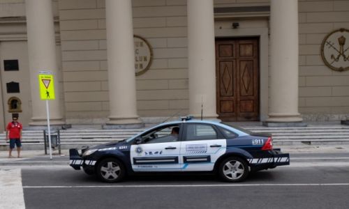 Zdjcie ARGENTYNA / Buenos Aires / Przed katedr / Fajne zderzaki