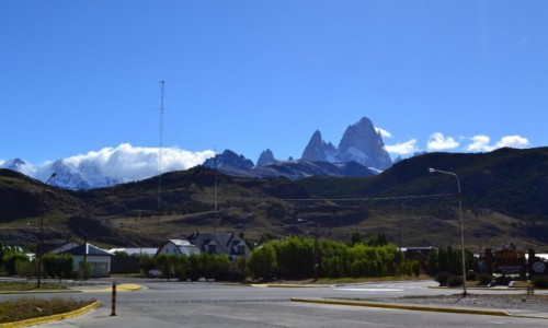Zdjcie ARGENTYNA / Patagonia / El Chalten / Bienvidos El Chalten ...bienvidos Fitz Roy 