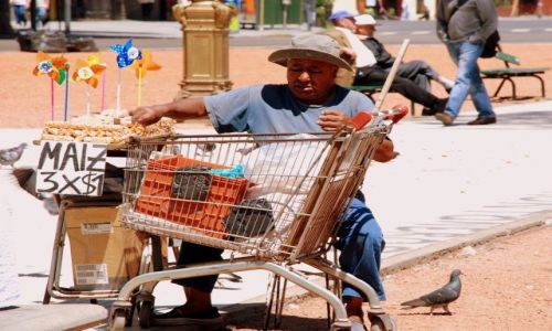 Zdjecie ARGENTYNA / Buenos Aires / Buenos Aires / Sterem okretem