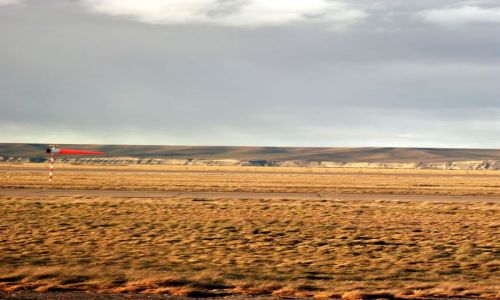 Zdjecie ARGENTYNA / Patagonia / Patagonia / mucho wialo