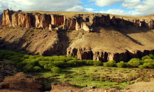 Zdjcie ARGENTYNA / Patagonia  / Cueva de las Manos / kanionowy wawoz, czyli taki mixx