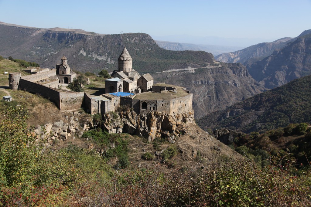 Zdjęcia: Kanion rzeki Vorotan, Sjunik, Klasztor Tatev, ARMENIA Zdjęcia: Kanion rzeki Vorotan, Sjunik, Klasztor Tatev, ARMENIA