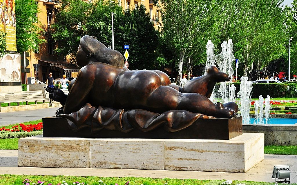 Zdjęcia: Erywań, Erywań, Muza, ARMENIA Zdjęcia: Erywań, Erywań, Muza, ARMENIA