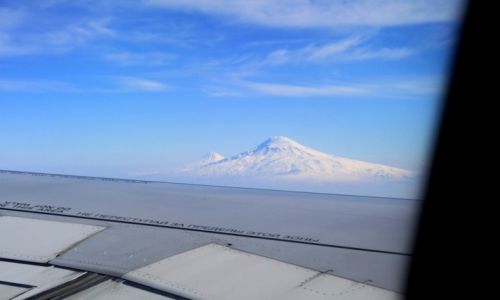 Zdjecie ARMENIA / Kaukaz / W niebiosach / Wygld na gr Ararat z samolotu