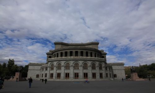 Zdjecie ARMENIA / Erywa / Plac Opery / Opera