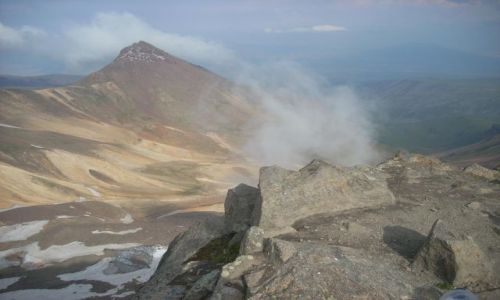 Zdjecie ARMENIA / brak / Wulkan Aragats (4090 m) najwyzsza gora Armenii / Chmurki z hrateru :)