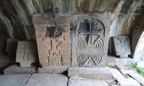 Zdjcie ARMENIA / Lori / Haghbat, okolice Alawerdi / Chaczkary ...