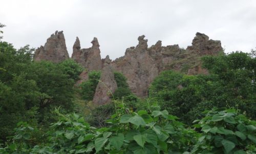 Zdjęcie ARMENIA / Sjunik / Goris / Ormiańska Kapadocja