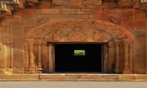 Zdjcie ARMENIA / prowincja Vayots Dzor / klasztor Noravank / Brama