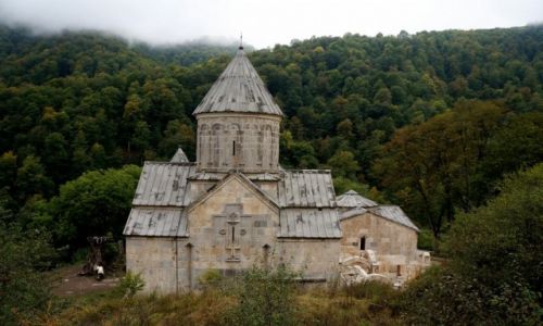 Zdjcie ARMENIA /  prowincjaTawusz / blisko Dilian / Zesp klasztorny Hagharcin