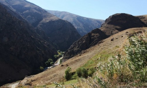 Zdjecie ARMENIA / Sisian / Worotnavank  / Kanion rzeki Vorotan