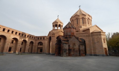 Zdjecie ARMENIA / . / . / Erewan - najstarszy kosciol