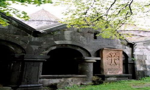 Zdjęcie ARMENIA / Kanion Debed / Sanahin / Kościół z khadżkarem (krzyż wykuty w kamieniu)