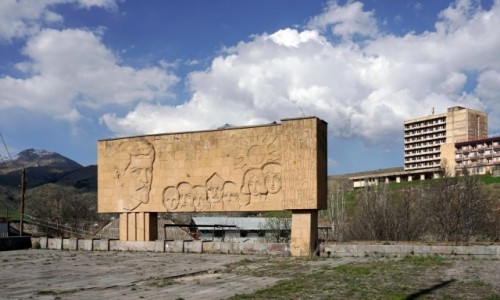 Zdjcie ARMENIA / - / Wanadzor / Pomniki poprzedniej epoki