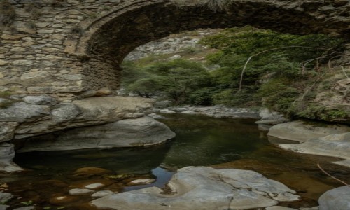 Zdjęcie ARMENIA / Górski Karabach / Shosh / W drodze do parasolek....:)