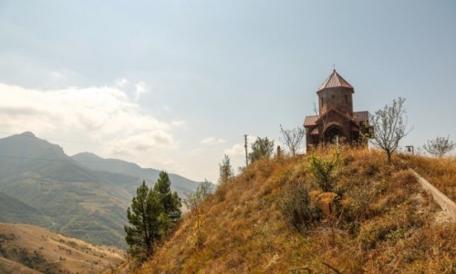Zdjcie ARMENIA / Arcach / Grny Karabach.... / Maleki monastyr w malekiej wsi...