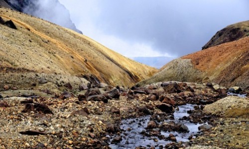 Zdjęcie ARMENIA / Aragatsotn / Kaldera Aragats / rzut beretem od Erywania