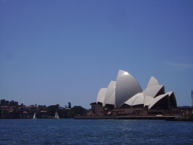 Zdjęcia: Sydney, połud.-wschodnia Australia, Opera od strony zatoki, AUSTRALIA Zdjęcia: Sydney, połud.-wschodnia Australia, Opera od strony zatoki, AUSTRALIA
