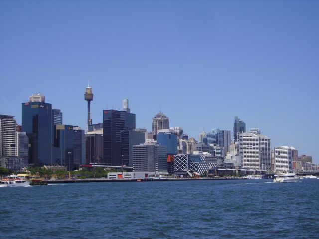 Zdjęcia: Sydney, połud.-wschodnia Australia, widok z promu na centrum Sydney, AUSTRALIA Zdjęcia: Sydney, połud.-wschodnia Australia, widok z promu na centrum Sydney, AUSTRALIA