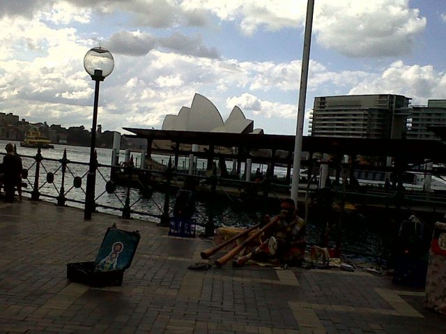Zdjęcia: Sydney, NSW, Aborygen w miejskiej dzunglii, AUSTRALIA Zdjęcia: Sydney, NSW, Aborygen w miejskiej dzunglii, AUSTRALIA