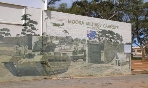 Zdjcie AUSTRALIA / W.A. / Moora , miateczko, w drodze do  Perth / Murial -2 wojna swiatowa/ interia