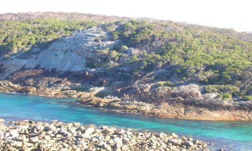 Zdjęcie AUSTRALIA / NSW / Tathra beach / Niebieska rzeka przy oceanie