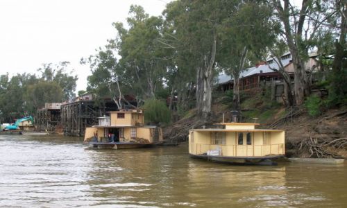 Zdjecie AUSTRALIA / Vic. i NSW / Echuca / Domy na wodzie