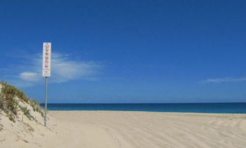 Zdjęcie AUSTRALIA / Busselton / plaża / znaki na plaży