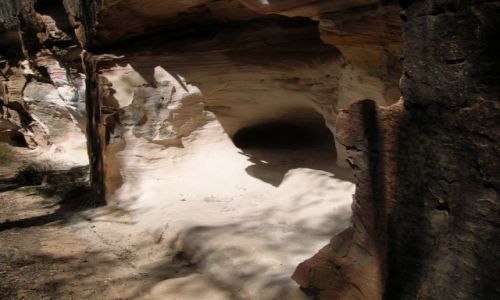 Zdjcie AUSTRALIA / Outback wschodni / Pilliga Scrub / Aborygenskie skaly