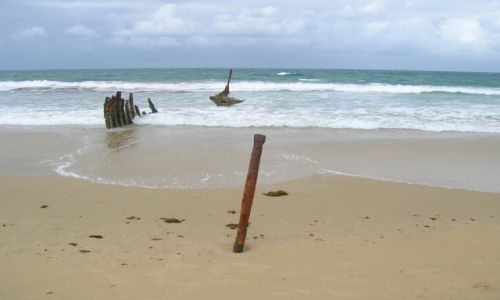 Zdjecie AUSTRALIA / Sunshine Coast / Dicky Beach / Zabytkowy wrak statku
