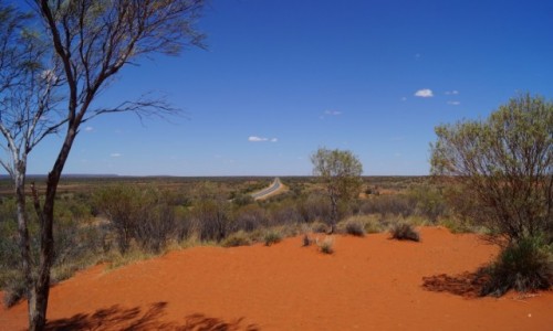 Zdjcie AUSTRALIA / Terytorium Pnocne / Uluru / Patrze jak wszystko zostaje w tyle