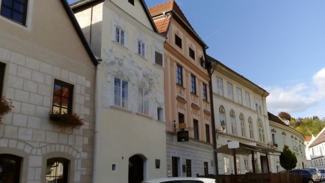 Zdj cia: Krems, Dolina Wachau, Kamieniczki w Krems, AUSTRIA