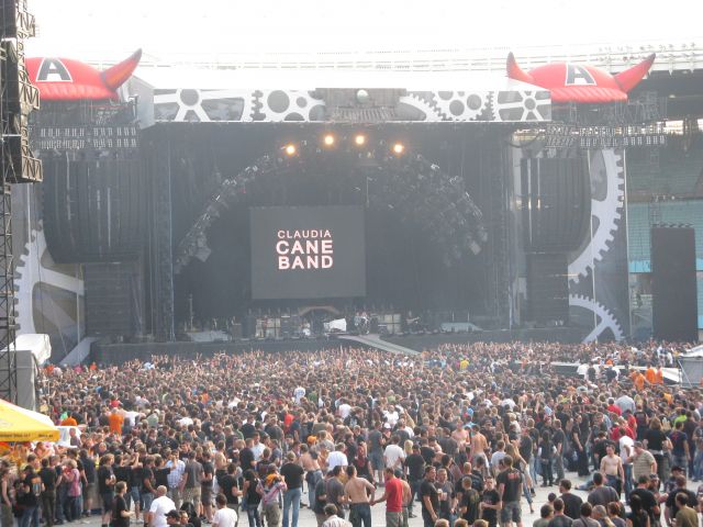 Zdjęcia: stadion Ernst Happel , Wieden , koncert AC DC-czekamy, AUSTRIA Zdjęcia: stadion Ernst Happel , Wieden , koncert AC DC-czekamy, AUSTRIA