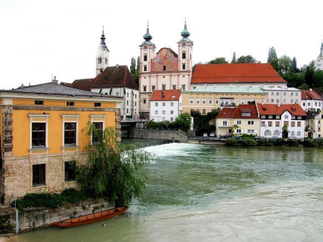 Zdjęcia: widok na kościól św. Michała Archanioła, Górna Austria, Steyr, , AUSTRIA Zdjęcia: widok na kościól św. Michała Archanioła, Górna Austria, Steyr, , AUSTRIA