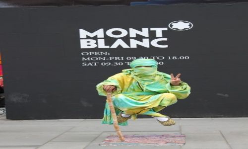 Zdjecie AUSTRIA / - / Wiede / Fakir w okolicy Stephansplatz