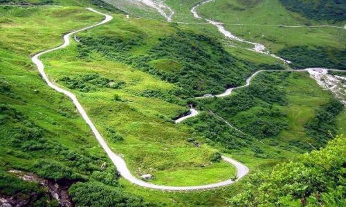 Zdjecie AUSTRIA / Salzburger Land / Okolice Kaprun. Droga od sztucznego jeziora Wasserfalldoden do wyższego sztucznego jeziora / Droga do tamy