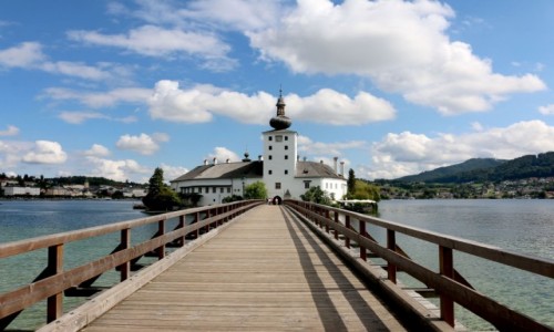 Zdjcie AUSTRIA / - / Gmunden / zamek „Schloss Orth“  na jeziorze Traunsee