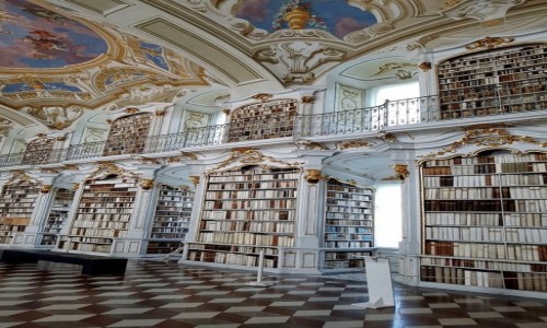 Zdjcie AUSTRIA / kraj zwizkowy Styria / Admont / Pomieszczenie biblioteki ze zbiorami najwikszymi na wiecie