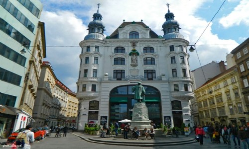 Zdjęcie AUSTRIA / Wiedeń. / Plac Lugeck. / Wiedeń - Regensburger Hof i Pomnik Jana Gutenberga.