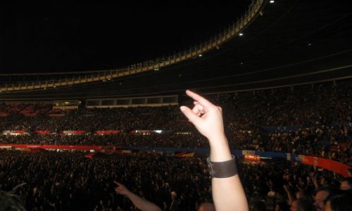 Zdjęcie AUSTRIA / Wieden  / stadion Ernst Happel  / koncert AC DC-i zaczelo sie