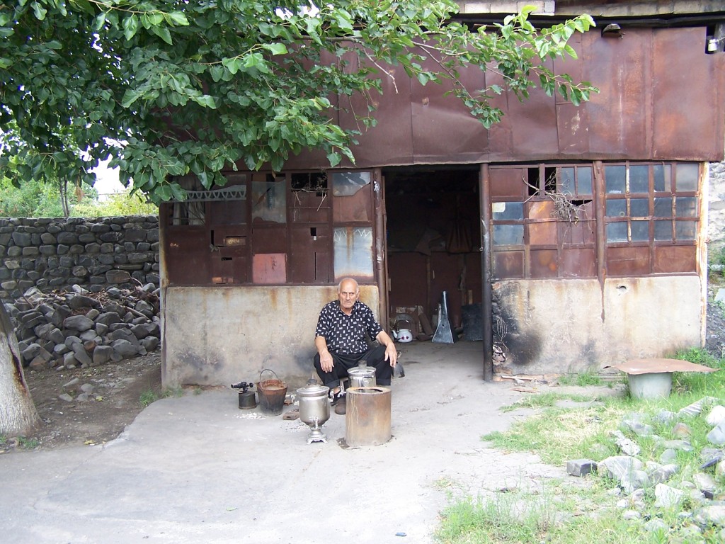 Zdjęcia: Qax, Qax, serwis samowarów, AZERBEJDżAN Zdjęcia: Qax, Qax, serwis samowarów, AZERBEJDżAN