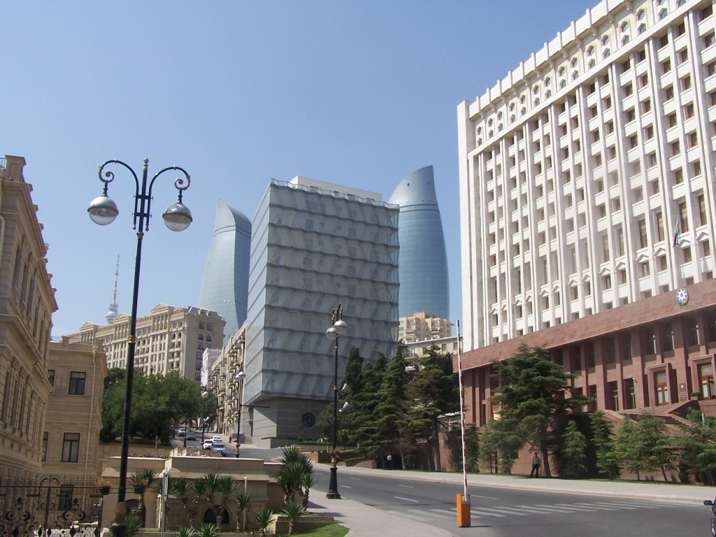 Zdjęcia: centrum miasta, Baku, panorama miasta od strony Filharmonii, AZERBEJDżAN Zdjęcia: centrum miasta, Baku, panorama miasta od strony Filharmonii, AZERBEJDżAN