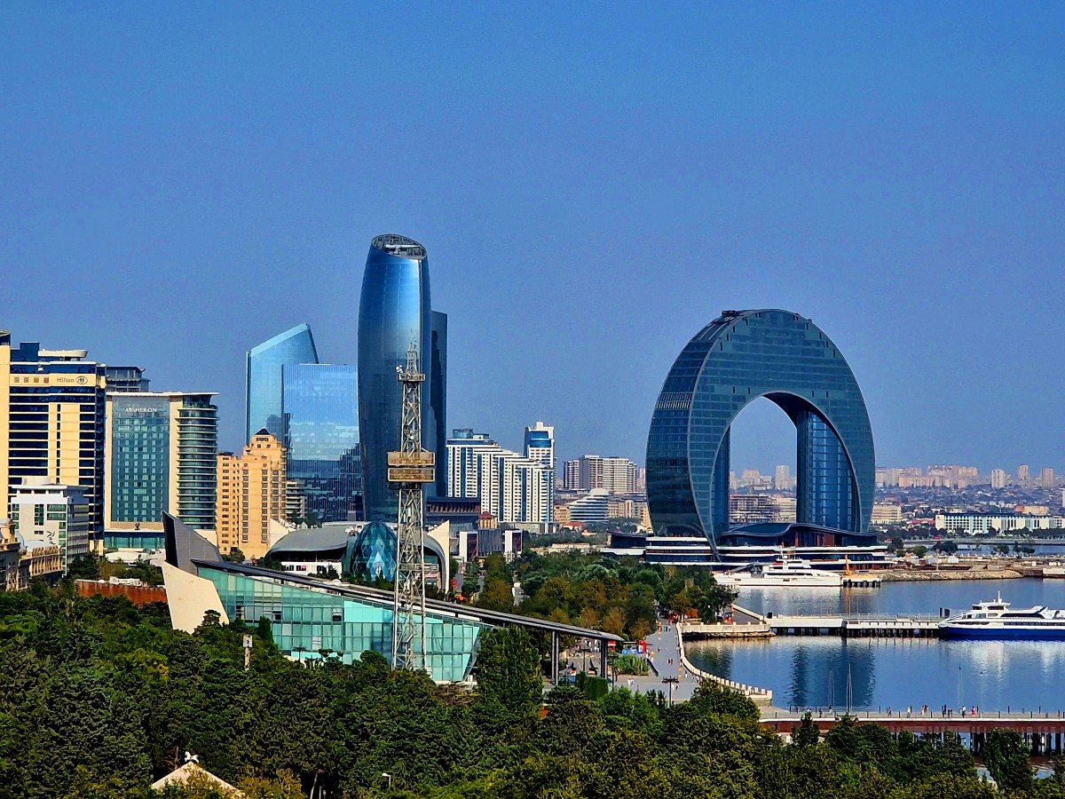 Zdjęcia: Baszta Dziewicza, Baku, Widok z Baszty Dziewiczej, AZERBEJDżAN Zdjęcia: Baszta Dziewicza, Baku, Widok z Baszty Dziewiczej, AZERBEJDżAN