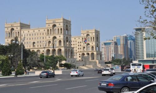 Zdjecie AZERBEJDAN / Baku / Baku / Dom Sowietw
