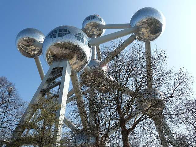 Zdjęcia: Atomium, Bruksela, Cząsteczka żelaza, BELGIA Zdjęcia: Atomium, Bruksela, Cząsteczka żelaza, BELGIA